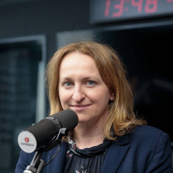 Host Expres FM